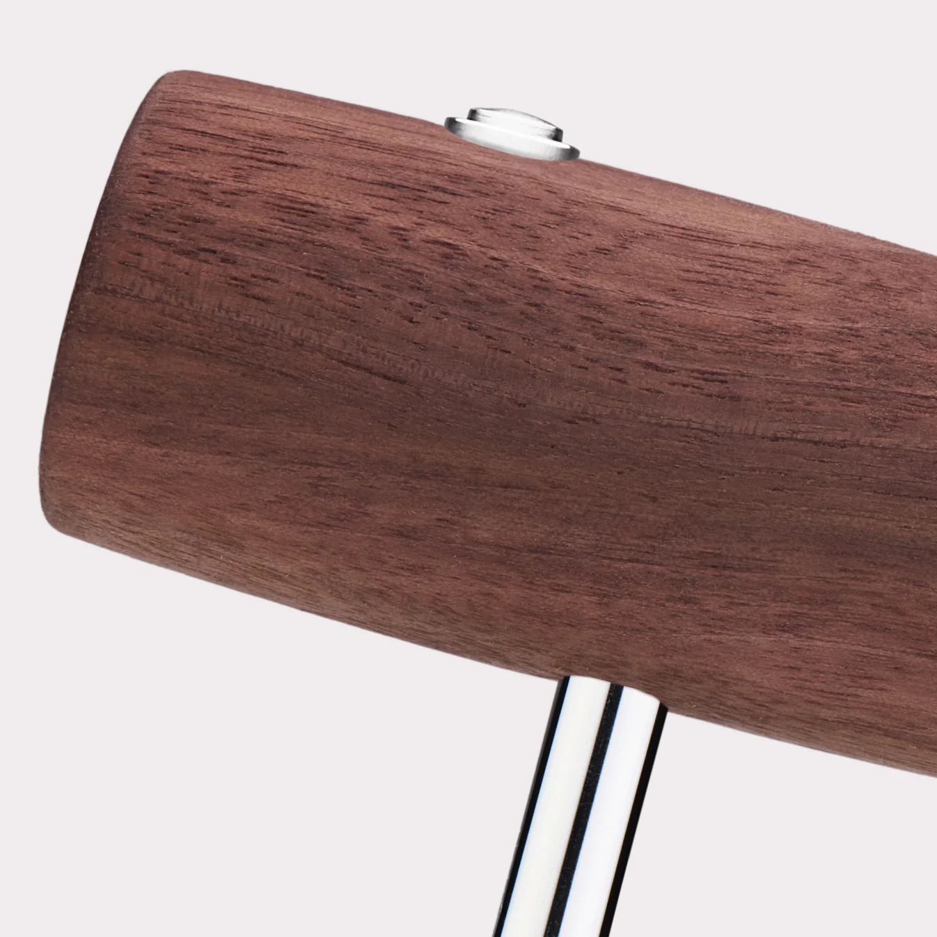 Barbro.coffee Tamper mit Vibration aus Walnuss seitlich