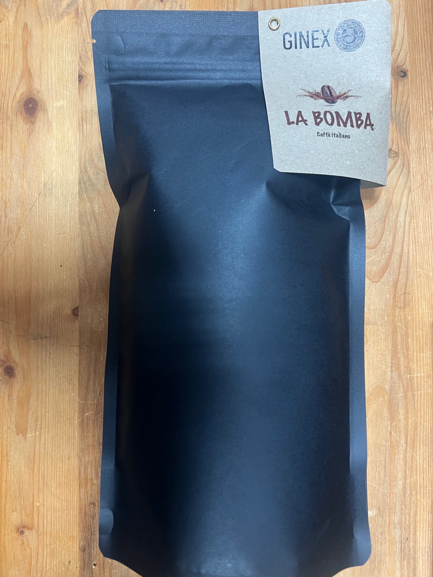 Ginex La Bomba Kaffee